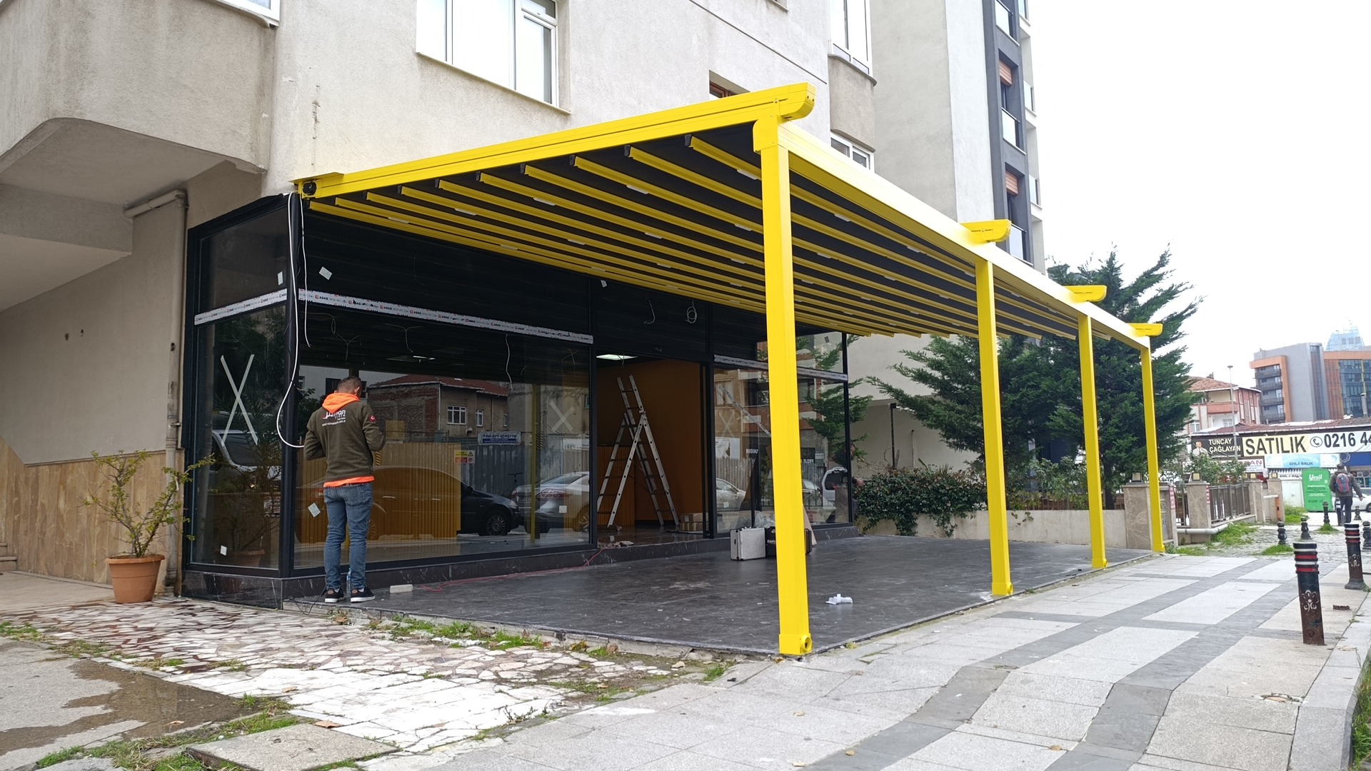 6x4 Cafe Restoran Teras Otomatik Tavan Sistemi 24 m2